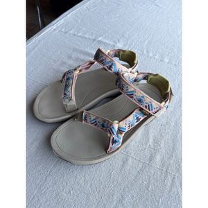 Teva Hurricane XLT2 Sandals Boomerang Apricot Blush Big Kids 5 Women's 6